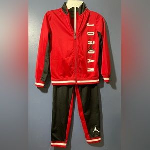 Boys Size 7 Air Jordan Tracksuit